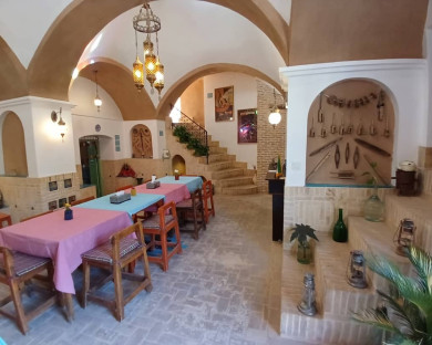 Yazd-Alma-2.jpg