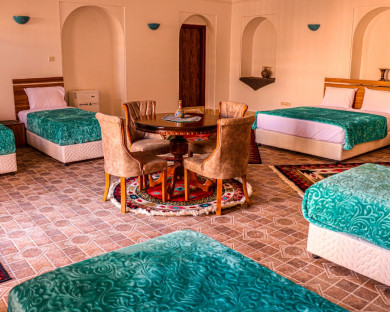 Yazd-Darbar-06.jpg