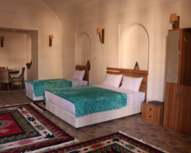 Yazd-Darbar-08.jpg