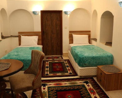 Yazd-Darbar-11.jpg