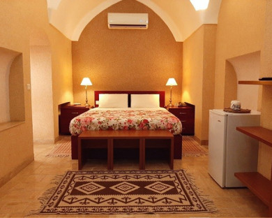 Yazd-KhanehSeNeek-39.jpg