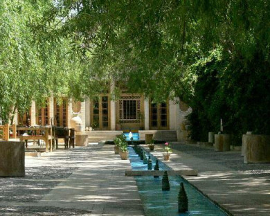 Yazd-Moshir_ol_mamalek-19.jpg