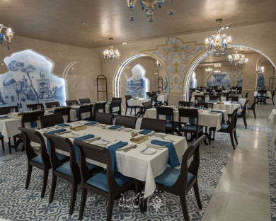esfahan-chaharbagh-33.jpg