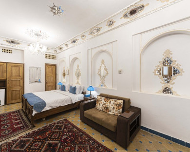 esfahan-ghasrmonshi-15.jpg