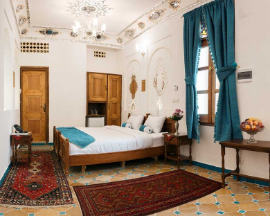 esfahan-ghasrmonshi-18.jpg