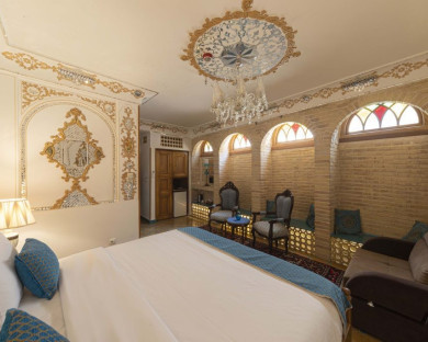 esfahan-ghasrmonshi-22.jpg