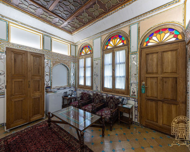 esfahan-ghasrmonshi-24.jpg