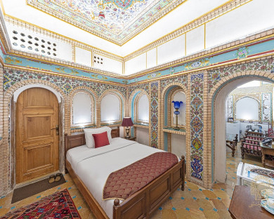 esfahan-ghasrmonshi-26.jpg