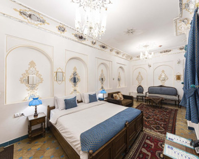 esfahan-ghasrmonshi-33.jpg
