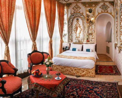 esfahan-ghasrmonshi-8.jpg