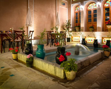 esfahan-tavousiye-1.jpg