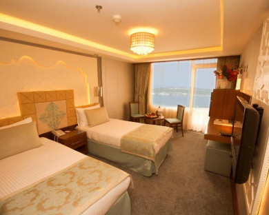 istanbul-grandstarbosphorus-25.jpg