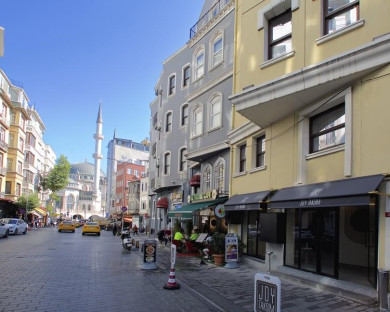 istanbul-joytaksim-2.jpg
