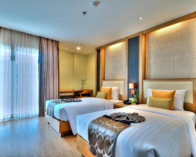 phuket-ashleeplaza-3.jpg