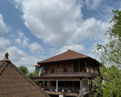 rasht-sarayefakhr-2.jpg