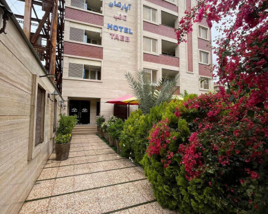 shiraz-taeb-3.jpg