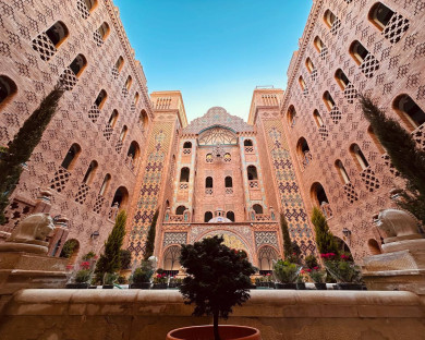 shiraz-youtaab-1.jpg