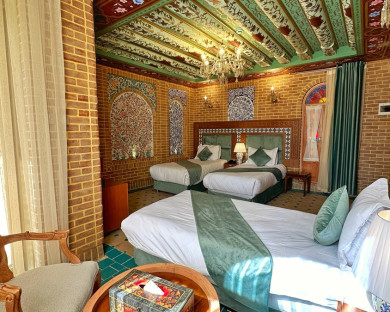 shiraz-youtaab-6.jpg