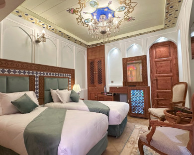 shiraz-youtaab-7.jpg