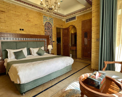 shiraz-youtaab-9.jpg
