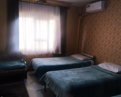 tehran-khanevadeh-7.jpg