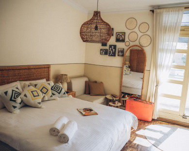 tehran-lolagarlodge-11.jpg