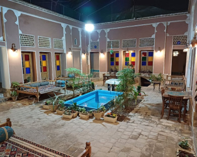 yazd-alibaba-1.jpg