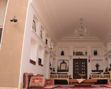 yazd-khanehaghighat-1.jpg