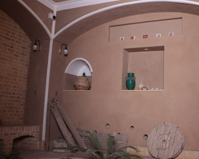 yazd-khanehaghighat-3.jpg